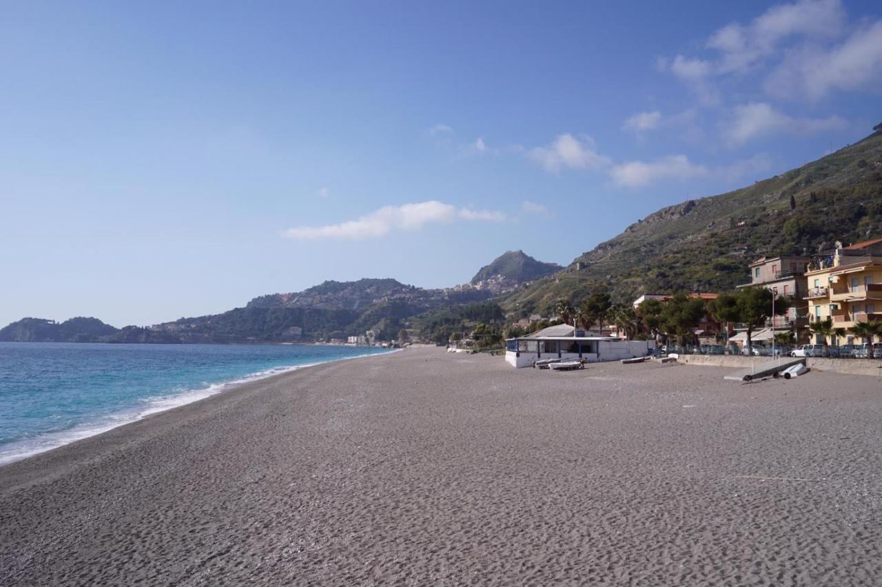 Vacanza Taormina Mare Mazzeo Exteriör bild